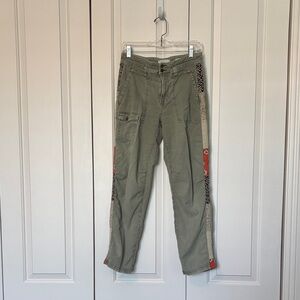 Anthropologie Wanderer pants Sz 27 side of leg patchwork stripe cargo pants.
